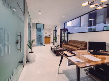 Construction & Real Estate